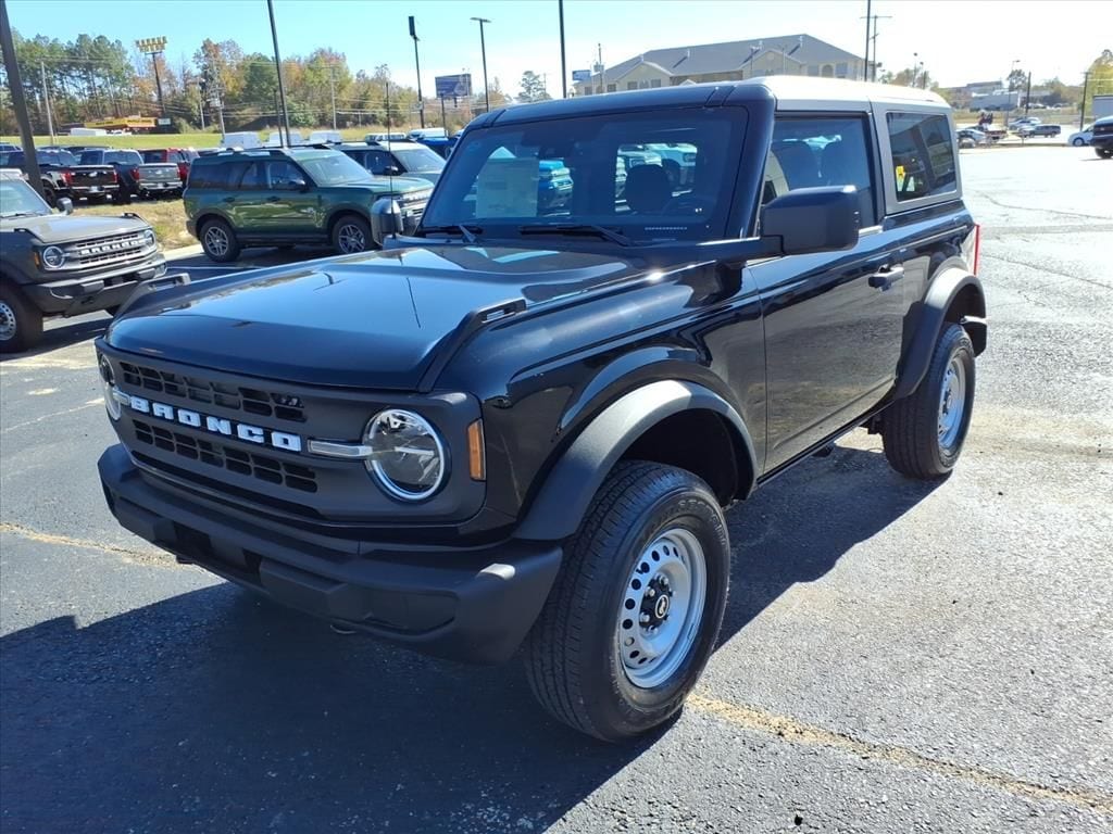 2025 Ford Bronco 2-Door Base's photo