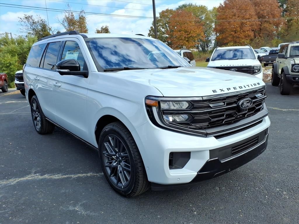 New 2025 Ford Expedition Platinum SUV