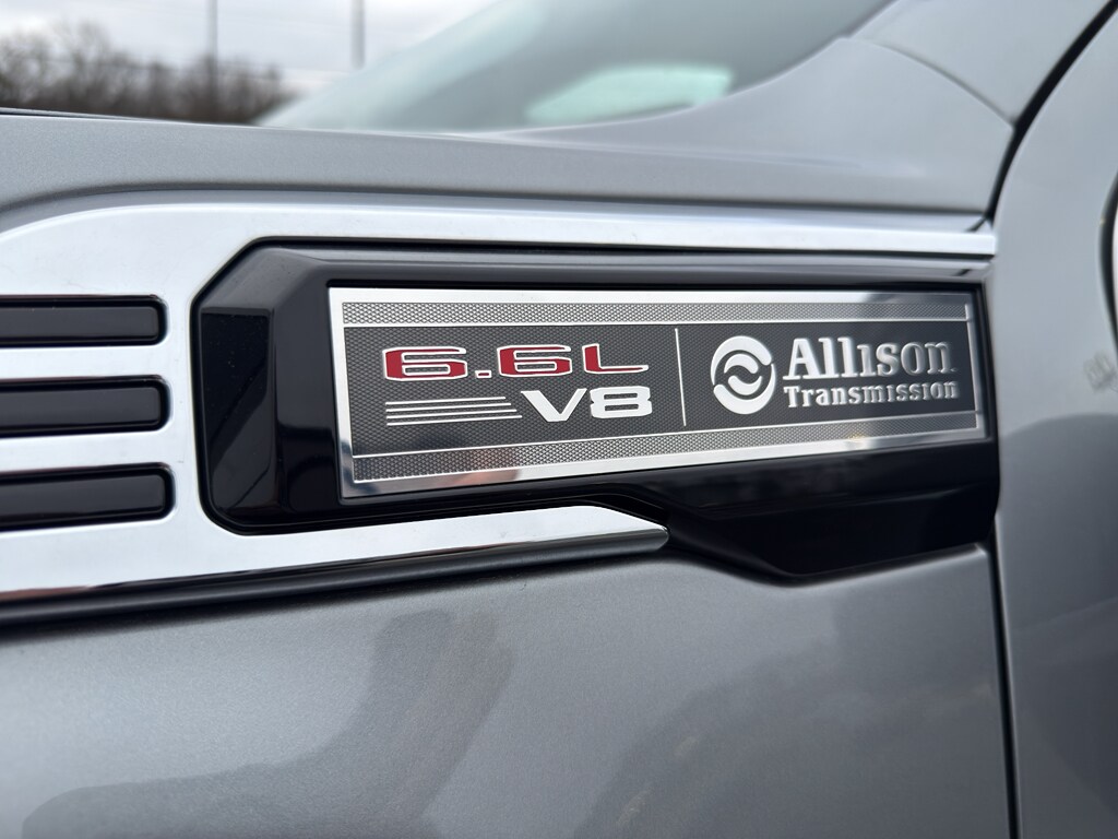 2025 Gmc Sierra 2500 HD SLE photo 2