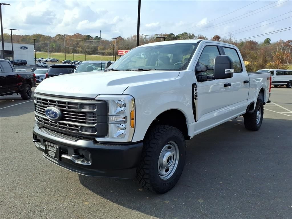 2026 Ford F-250 Super Duty XL's photo