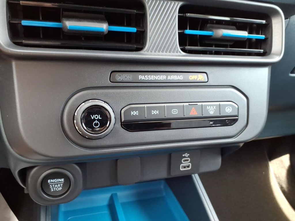 2026 Ford Maverick XLT - Photo 19