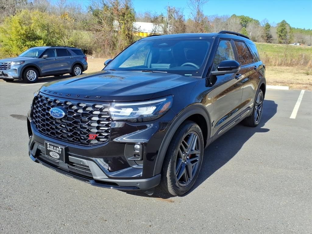 2026 Ford Explorer ST's photo