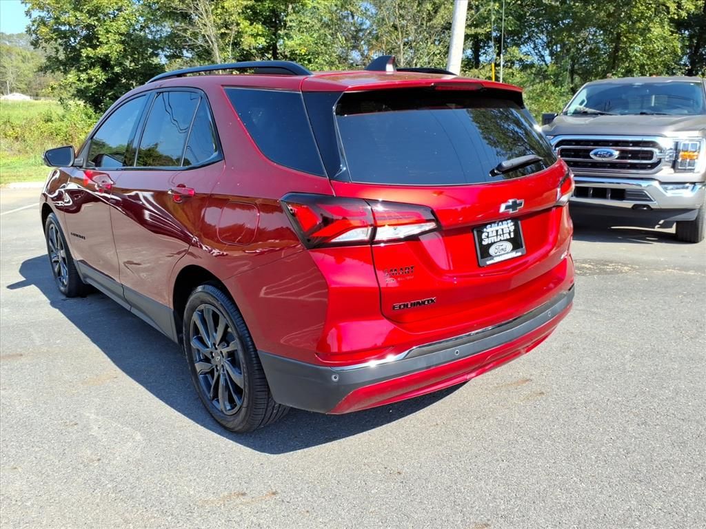 2022 Chevrolet Equinox RS photo 2