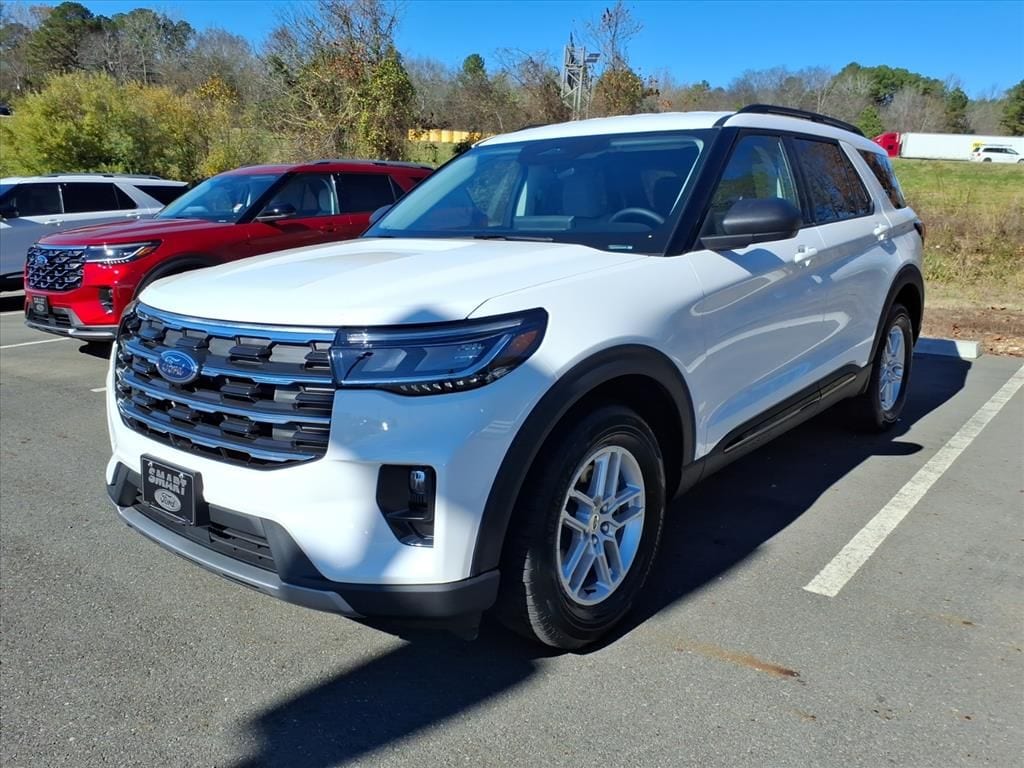 2026 Ford Explorer's photo