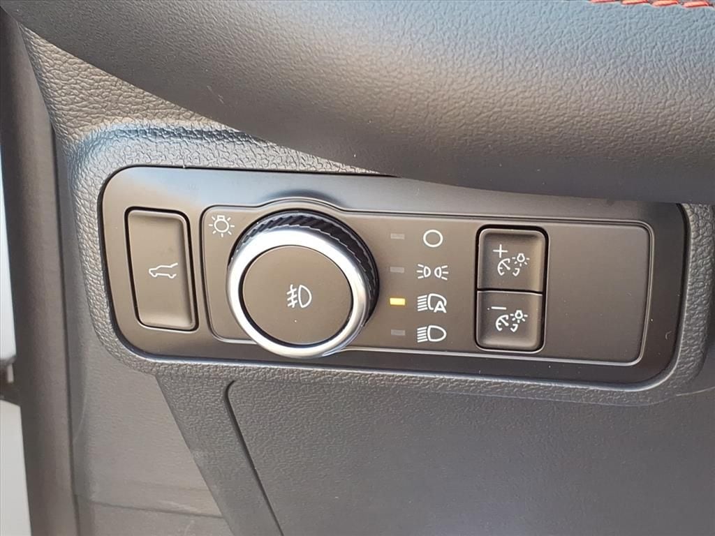 2026 Ford Explorer ST-Line - Photo 13