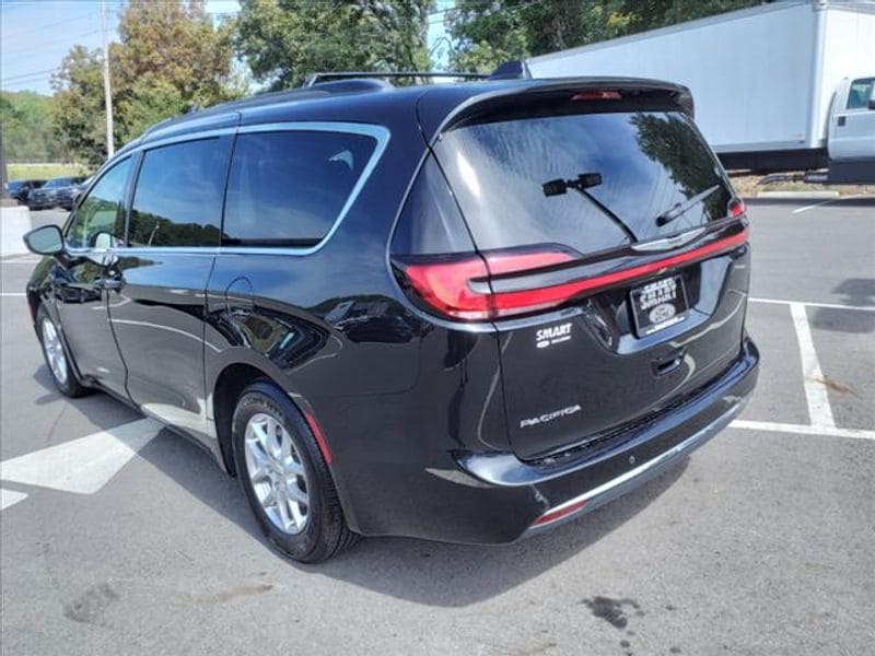 Certified 2022 Chrysler Pacifica Touring L with VIN 2C4RC1BG5NR154246 for sale in Malvern, AR