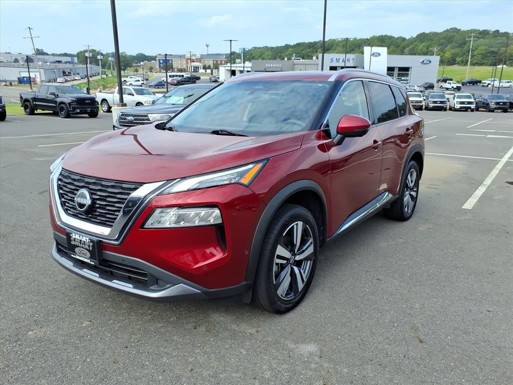 2023 Nissan Rogue SL's photo
