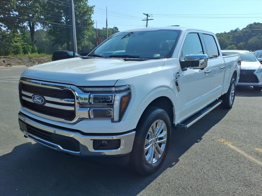 New 2025 Ford F-150 Lariat TRUCK