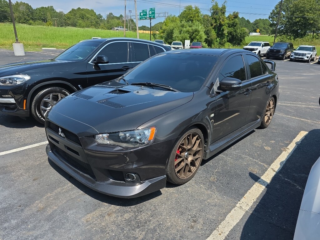 2015 Mitsubishi Lancer Evolution GSR photo 2