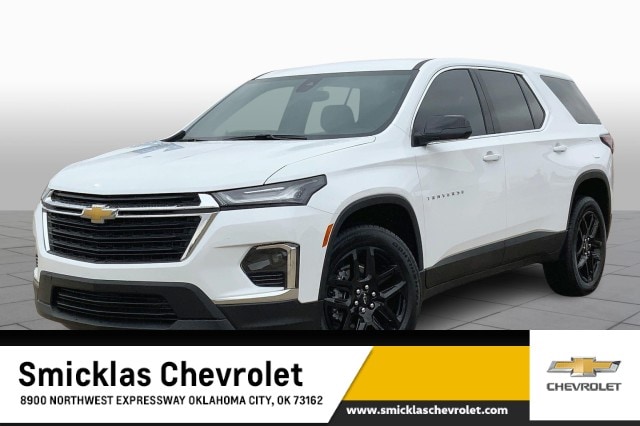 2023 Chevrolet Traverse LS's photo
