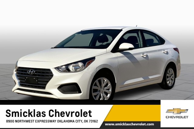 2021 Hyundai Accent SE's photo