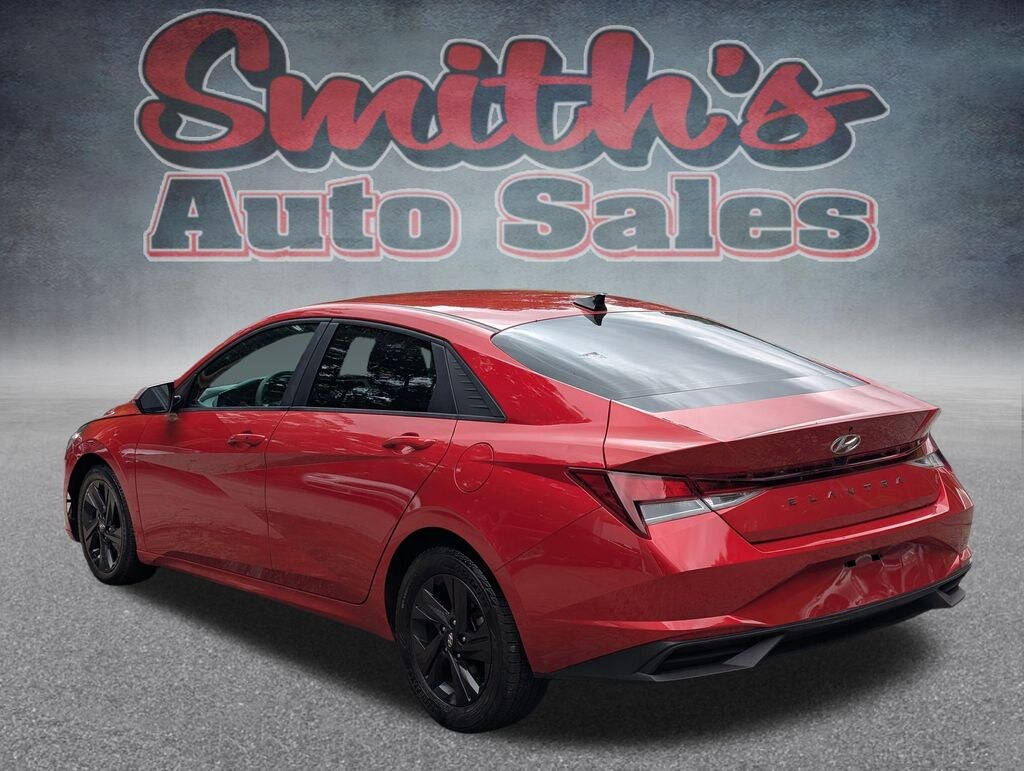 Used 2022 Hyundai Elantra SEL Sedan