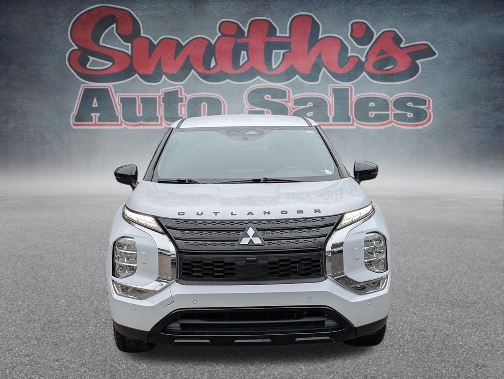 Used 2024 Mitsubishi Outlander SE SUV