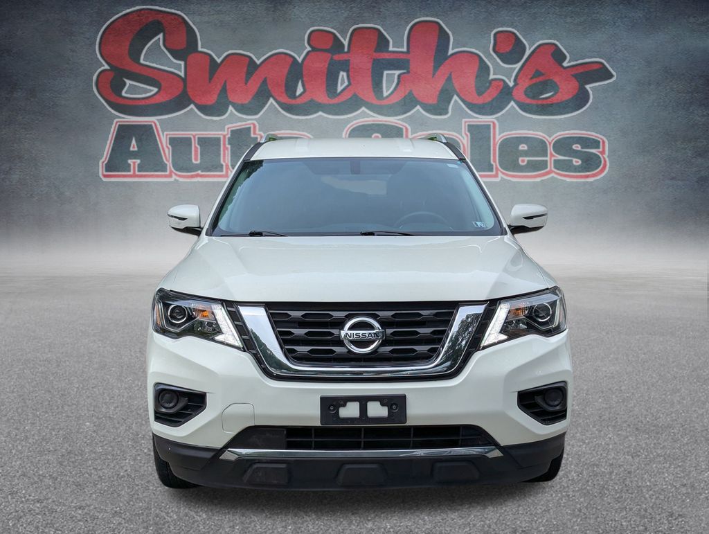 2020 Nissan Pathfinder S photo 2