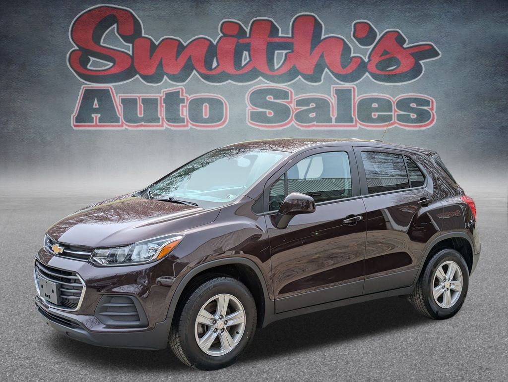 2022 Chevrolet Trax LS photo 3