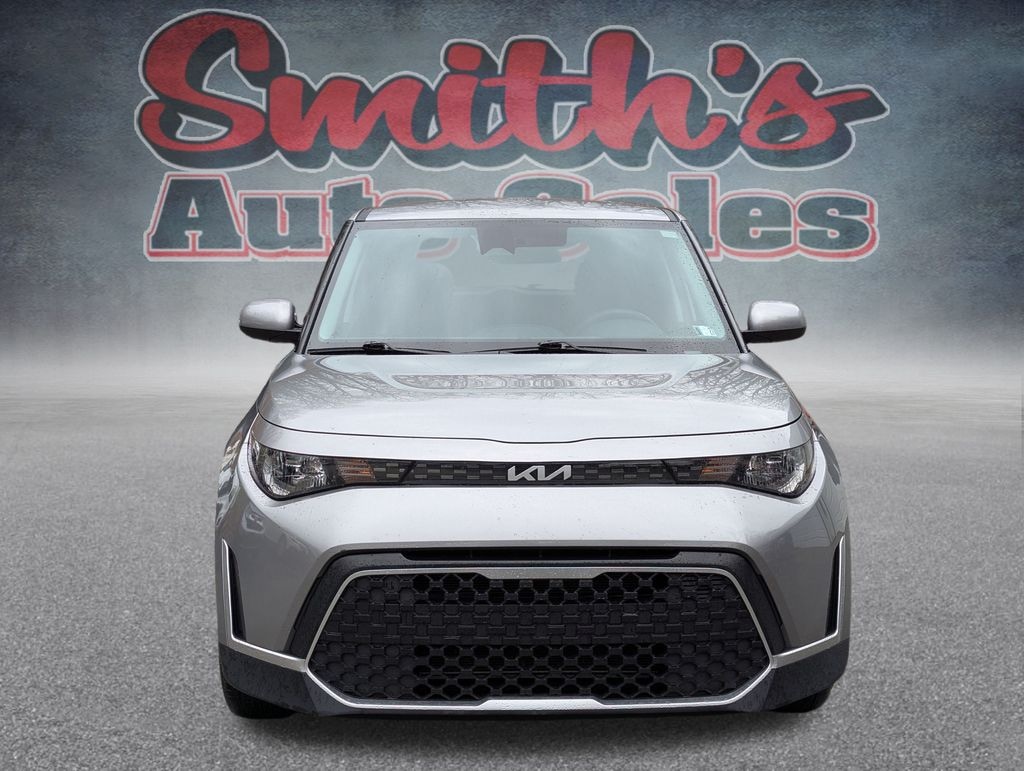 Used 2024 Kia Soul LX Hatchback