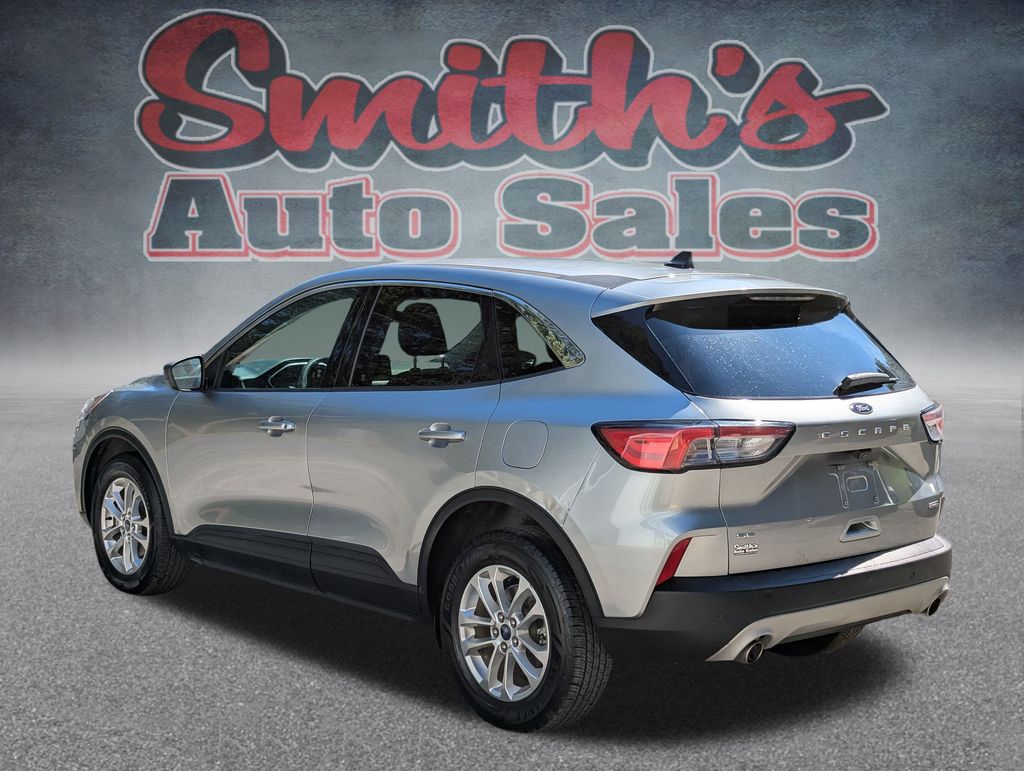 2022 Ford Escape SE photo 4