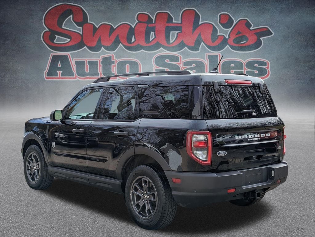 View vehicle photo 4