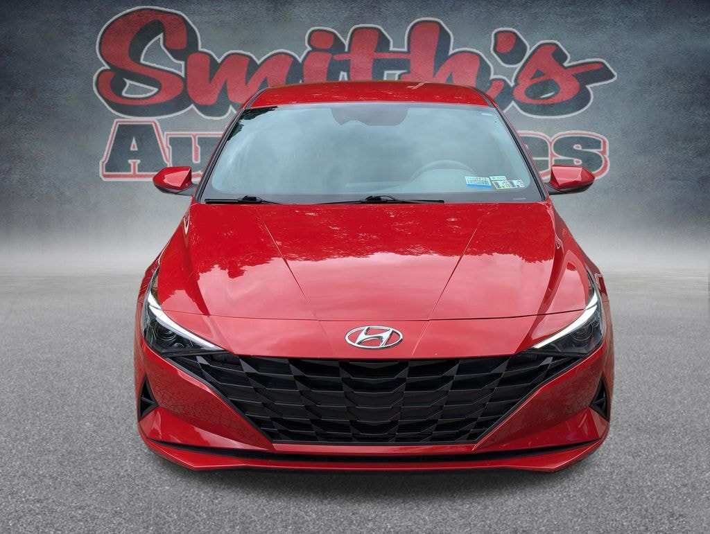Used 2022 Hyundai Elantra SEL Sedan