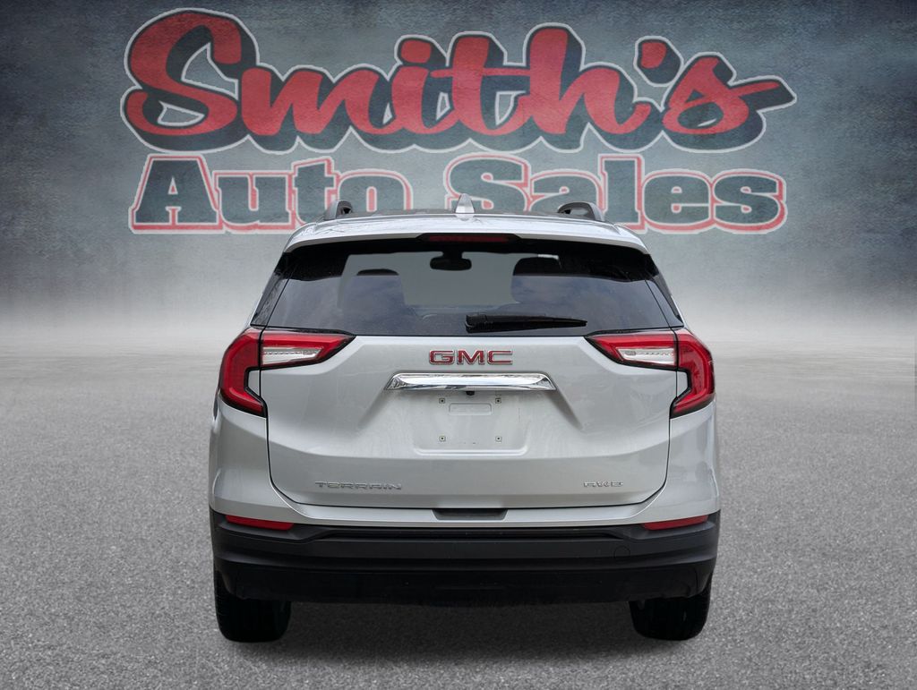 View vehicle photo 5