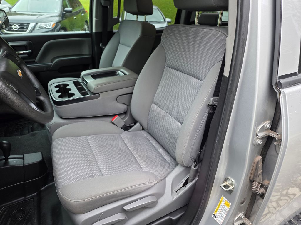 2018 Chevrolet Silverado 1500 Custom - Photo 8