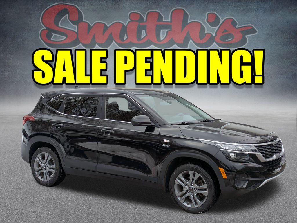 2021 Kia Seltos LX's photo