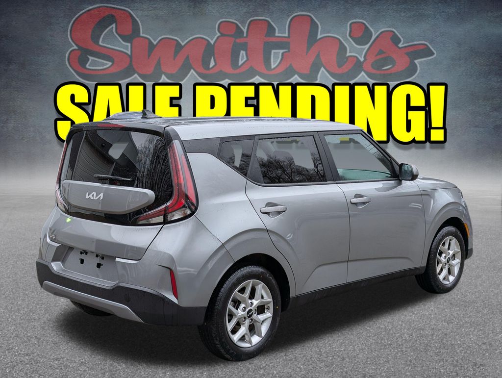 2024 Kia Soul LX - Photo 6