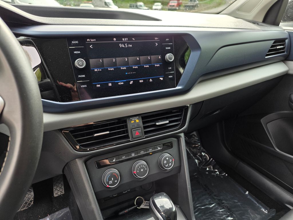2022 Volkswagen Taos SE - Photo 10