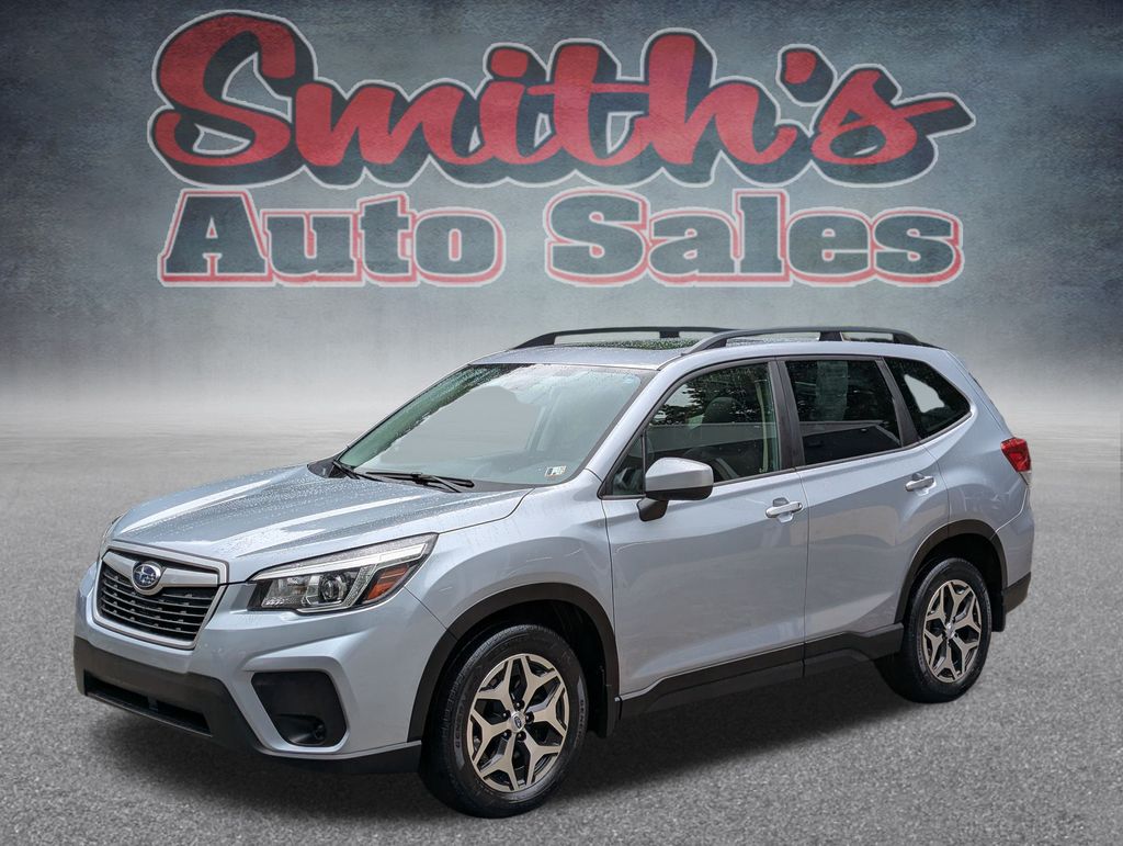 2020 Subaru Forester Premium photo 3