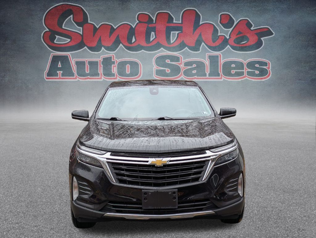 2022 Chevrolet Equinox LT photo 2