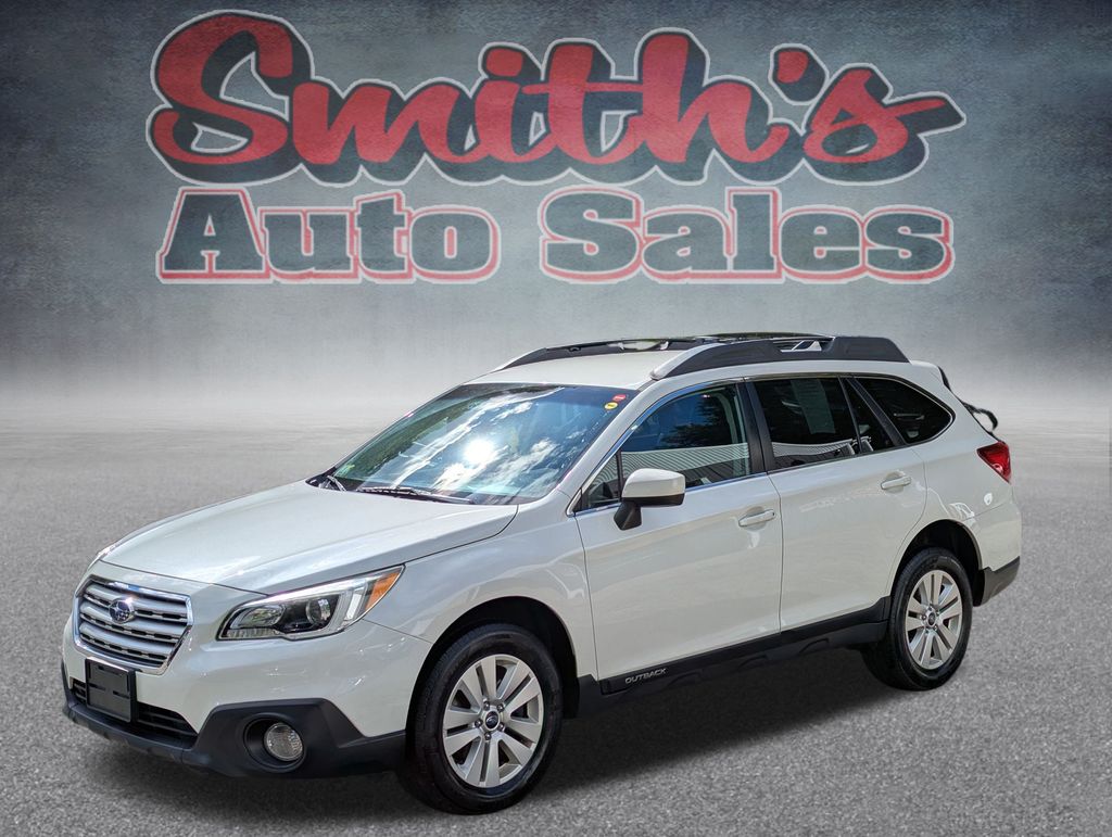 2016 Subaru Outback Premium photo 3