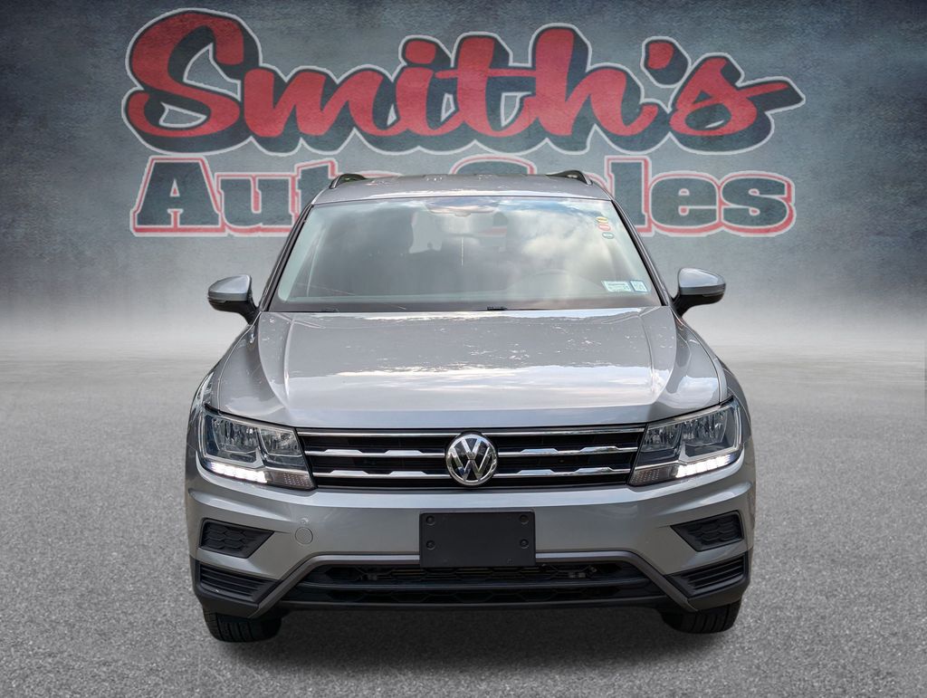 2021 Volkswagen Tiguan SE photo 2
