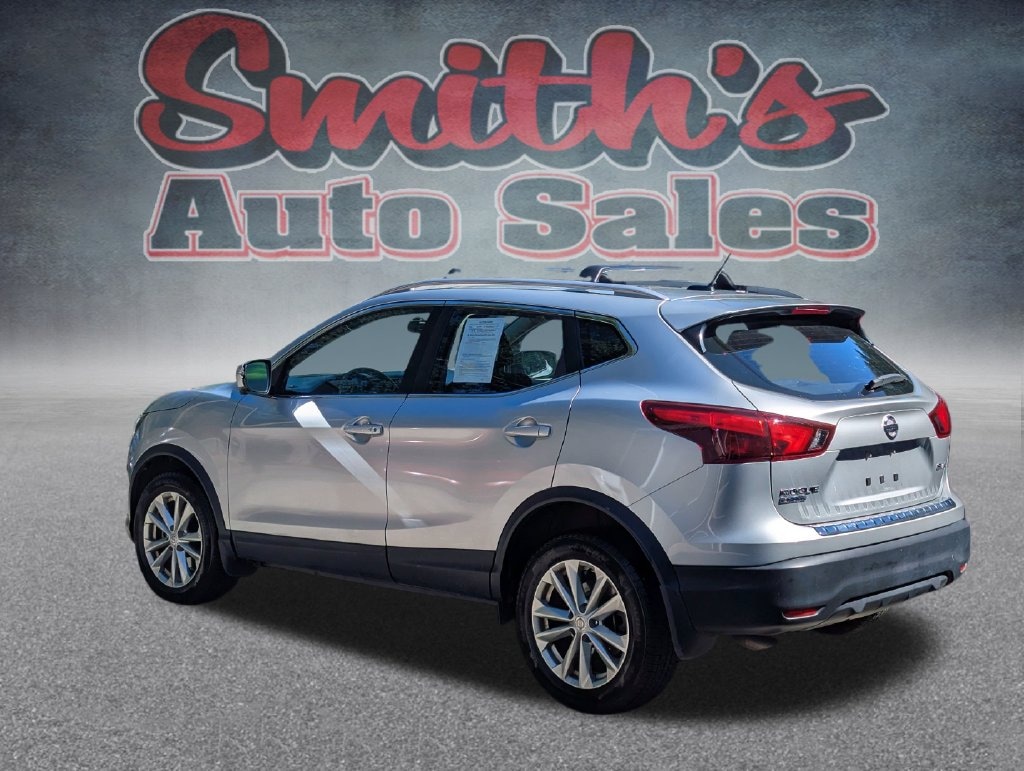 Used 2017 Nissan Rogue Sport SV SUV