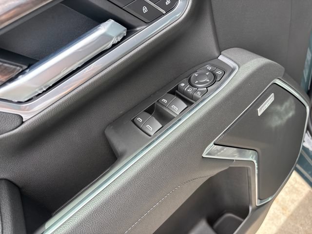2026 Chevrolet Silverado 3500 HD LTZ - Photo 11