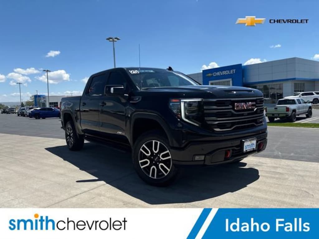 Used 2025 GMC Sierra 1500 AT4 Truck