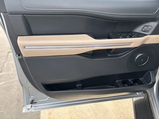 2024 Ford Expedition Limited - Photo 10
