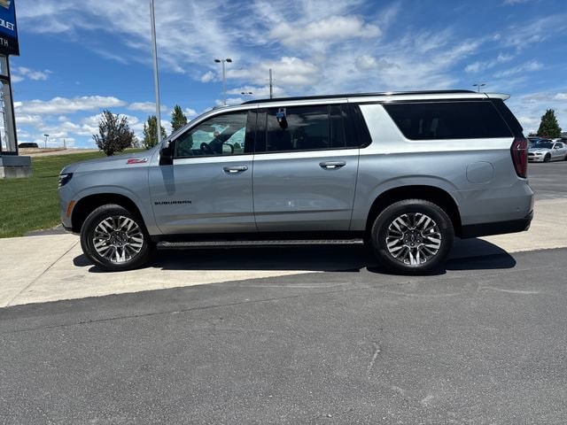 2025 Chevrolet Suburban Z71 - Photo 6