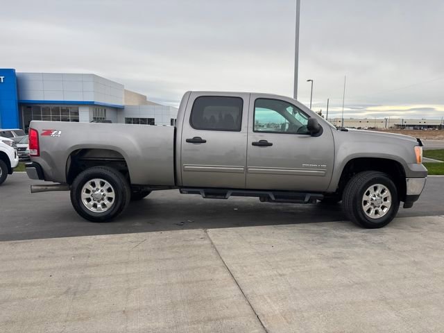 2013 Gmc Sierra 2500 HD SLE photo 2
