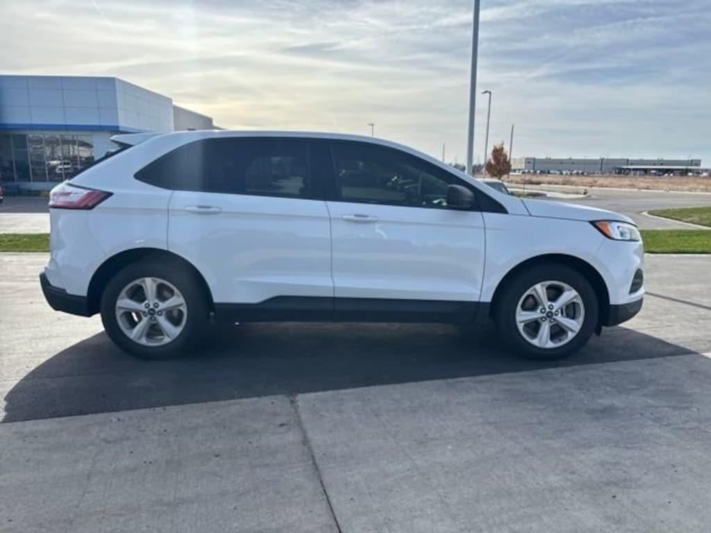 Used 2020 Ford Edge SE SUV
