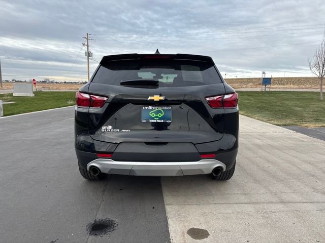 2022 Chevrolet Blazer 2LT photo 2