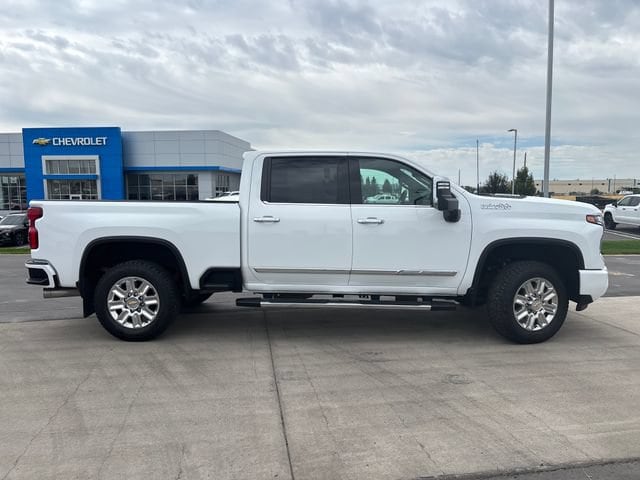 2024 Chevrolet Silverado 2500HD High Country - Photo 2
