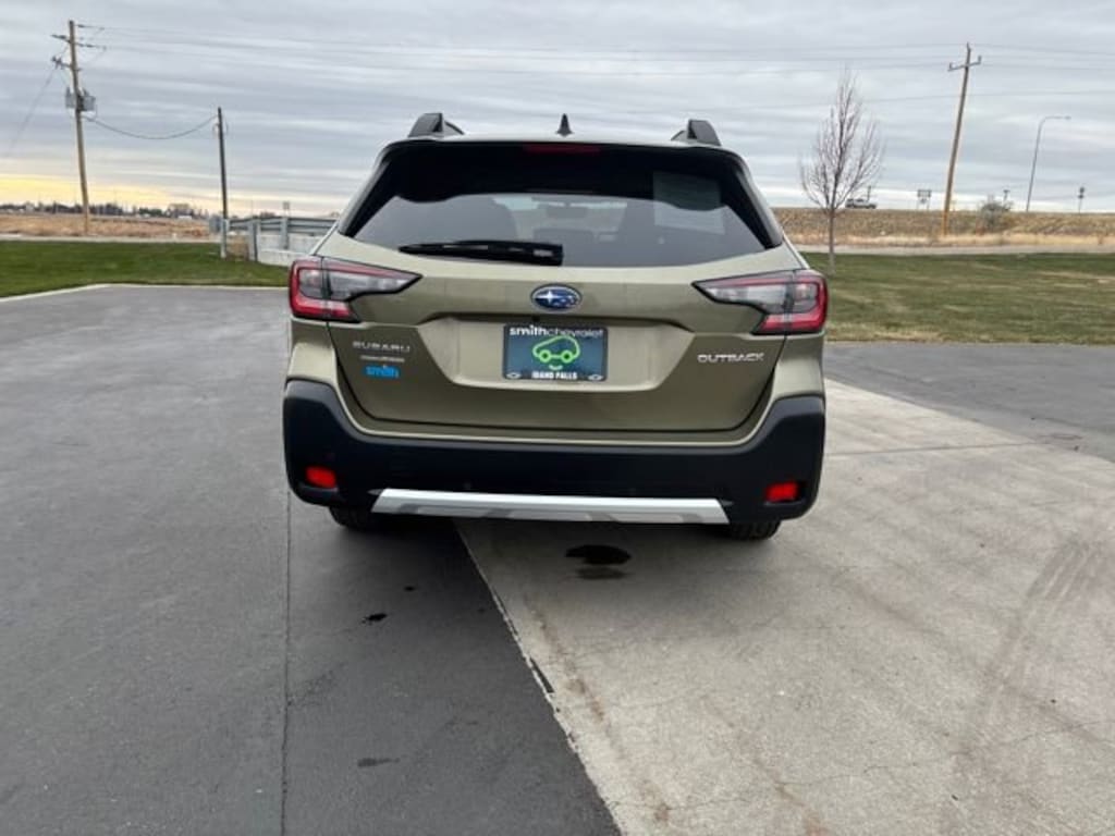 Used 2023 Subaru Outback Limited SUV