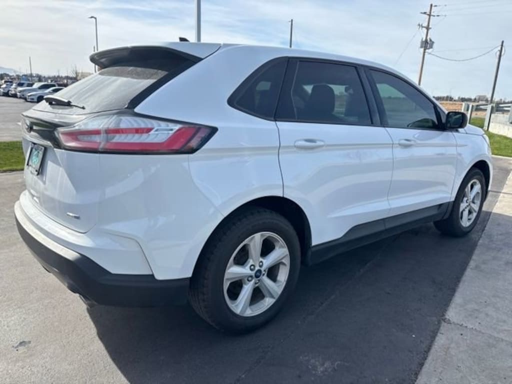 Used 2020 Ford Edge SE SUV