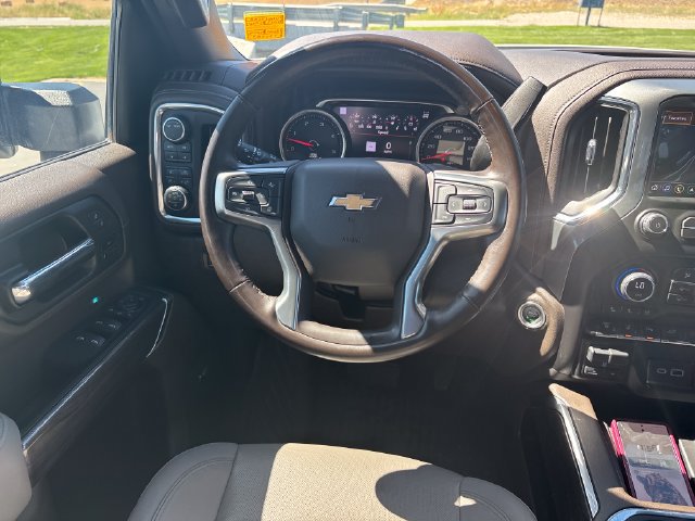 2023 Chevrolet Silverado 3500HD LTZ - Photo 13