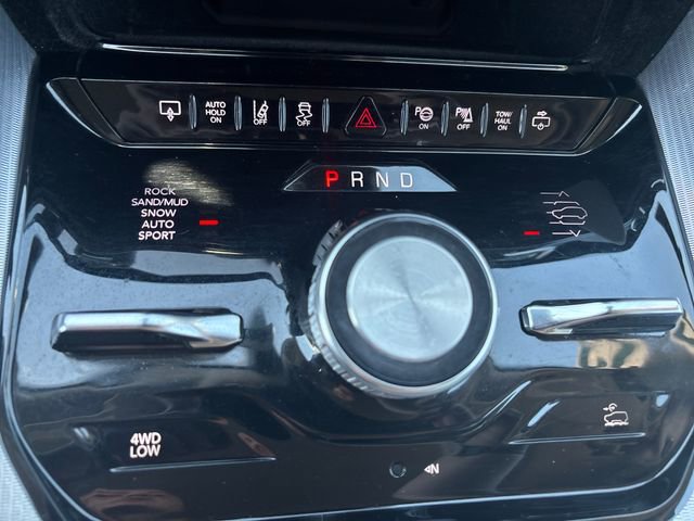2022 Jeep Grand Wagoneer Series I - Photo 21