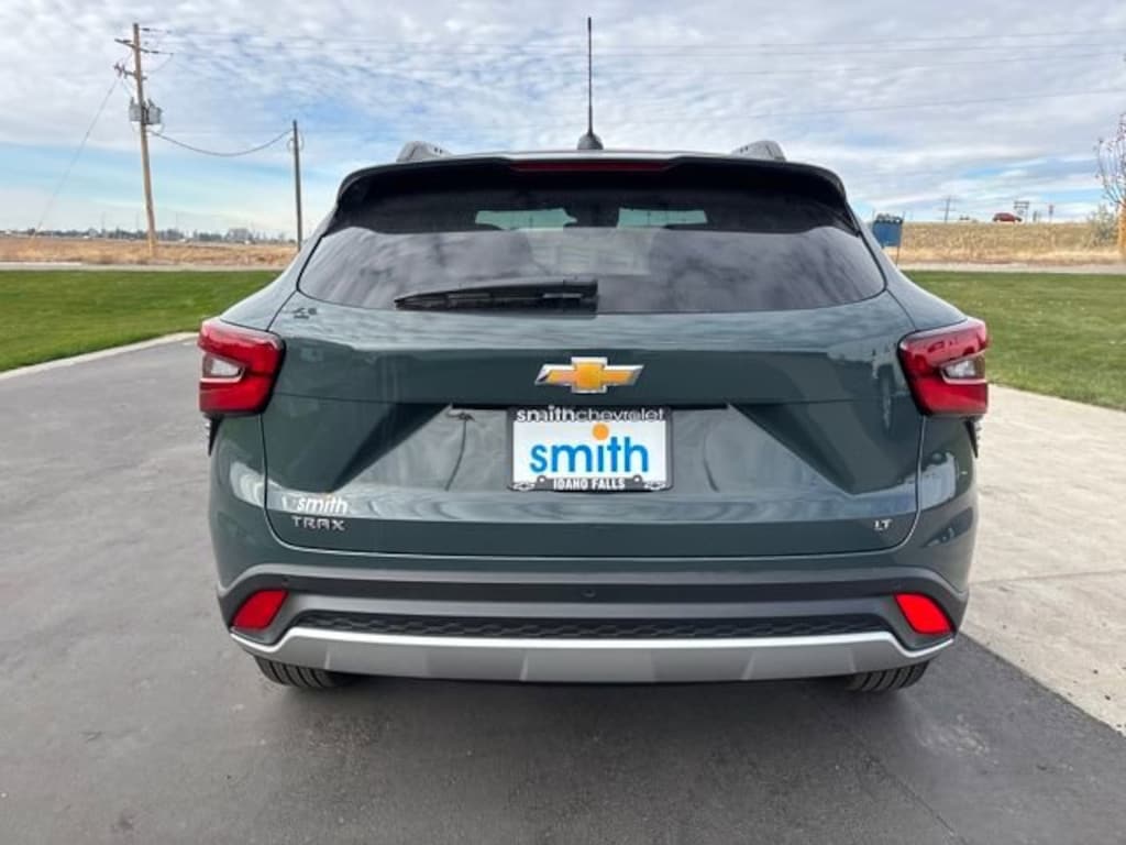 New 2025 Chevrolet Trax LT SUV