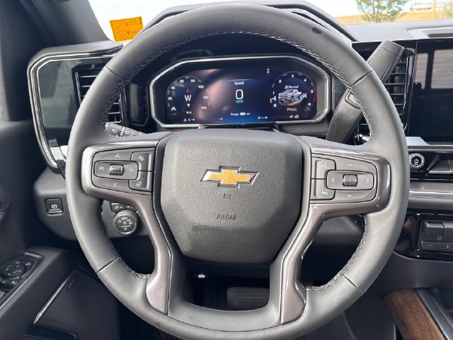 2026 Chevrolet Silverado 3500HD High Country - Photo 14