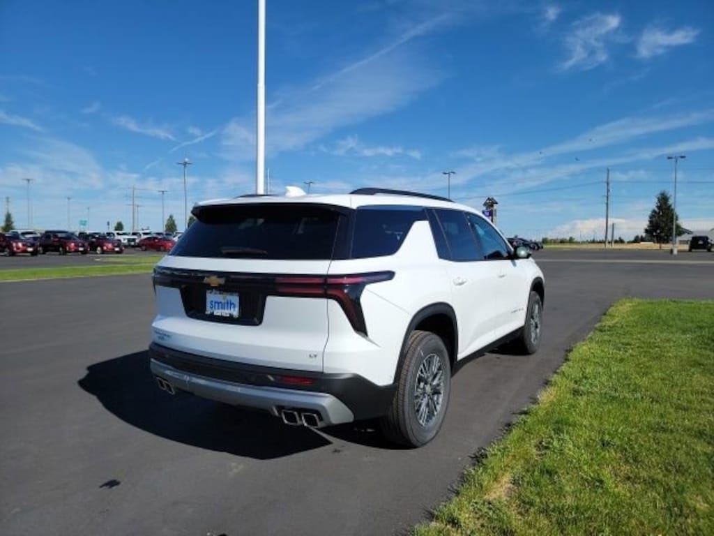 New 2024 Chevrolet Traverse LT SUV