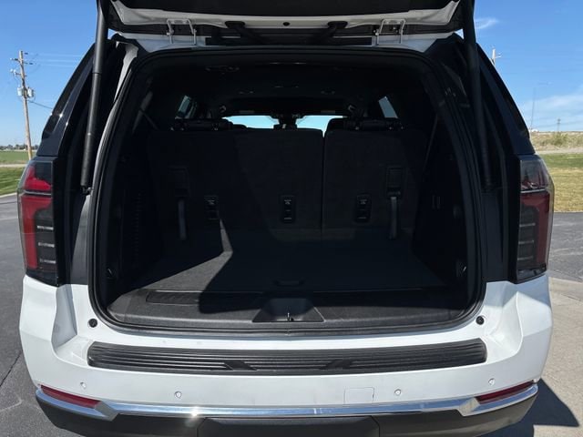 2025 Chevrolet Tahoe LT - Photo 27