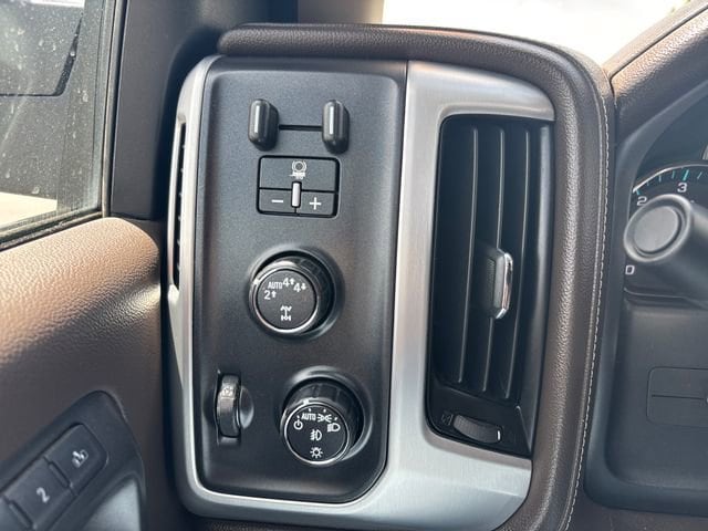 2017 GMC Sierra 1500 SLT - Photo 18